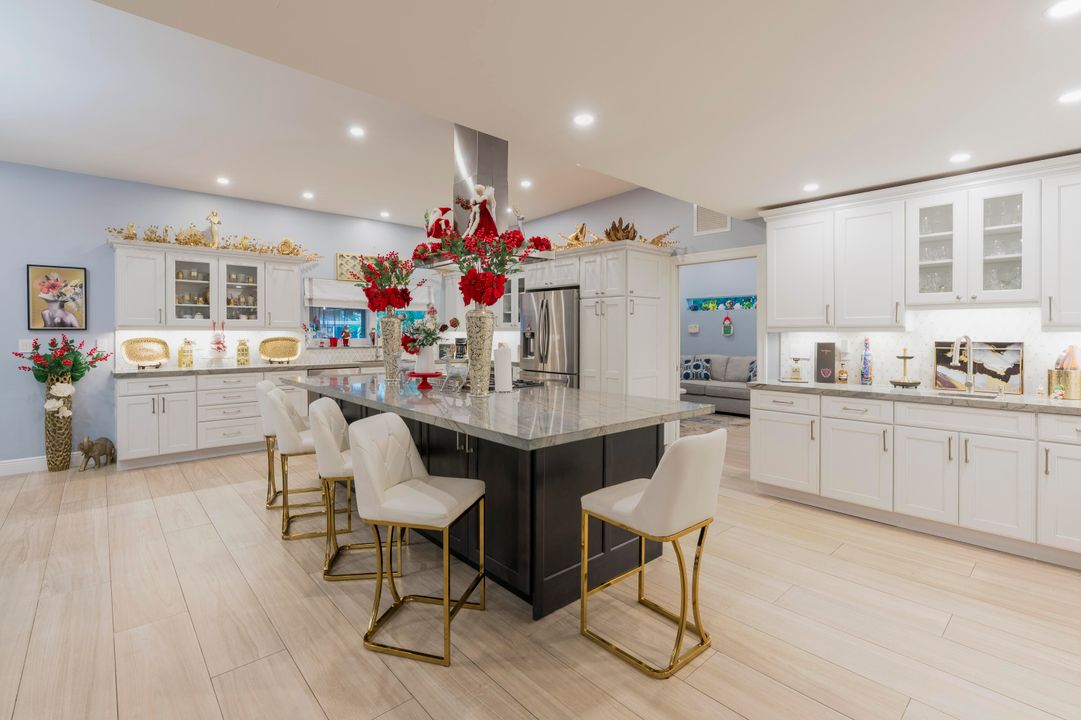 На продажу: $2,200,000 (4 спален, 3 ванн, 2557 Квадратных фут)