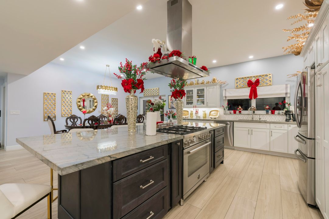 На продажу: $2,200,000 (4 спален, 3 ванн, 2557 Квадратных фут)