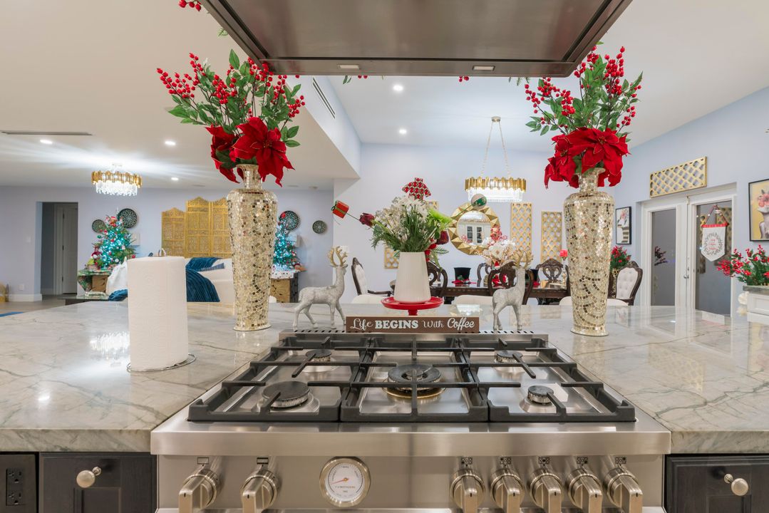 На продажу: $2,200,000 (4 спален, 3 ванн, 2557 Квадратных фут)