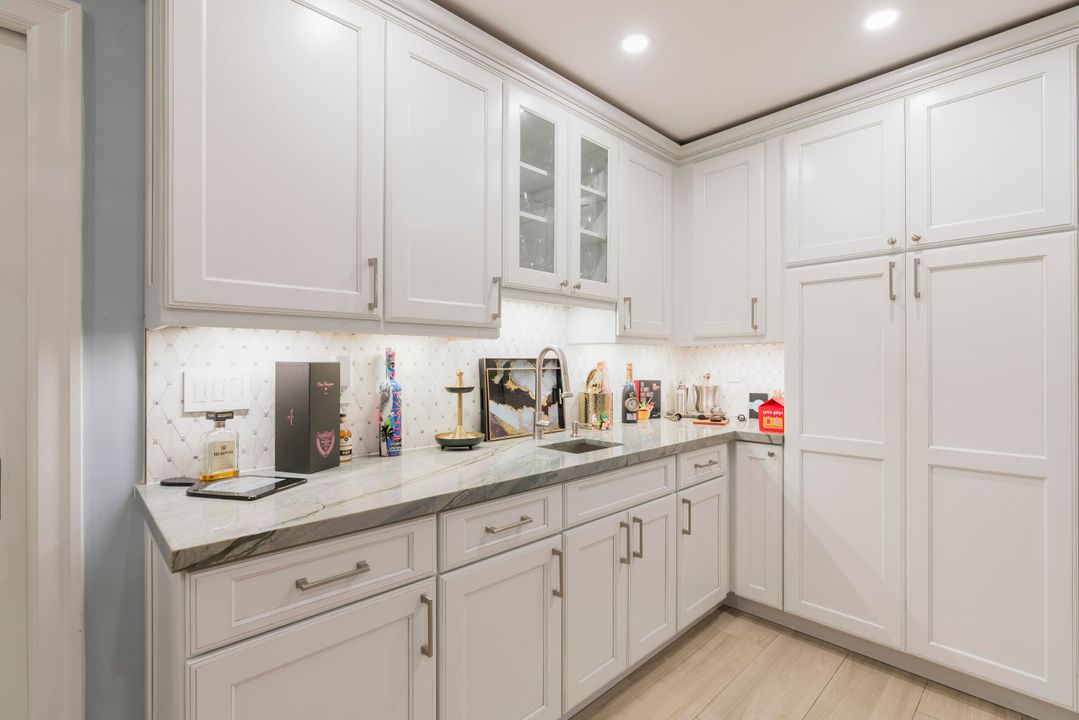 На продажу: $2,200,000 (4 спален, 3 ванн, 2557 Квадратных фут)