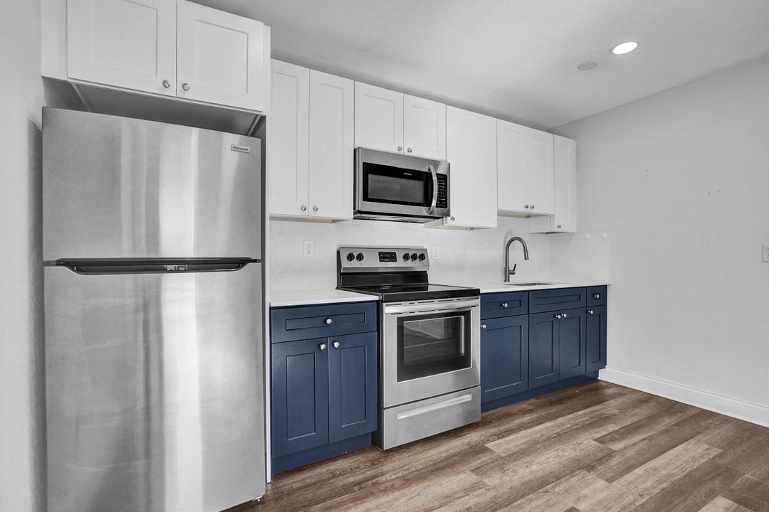 For Sale: $445,000 (0 beds, 0 baths, 884 Square Feet)