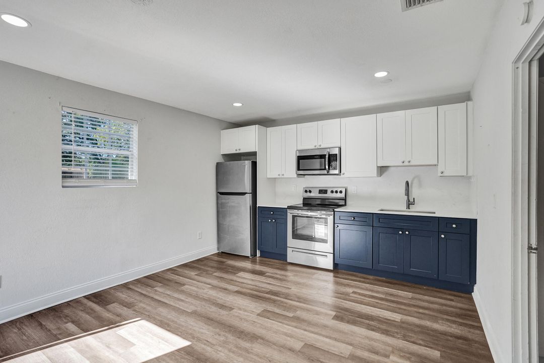 For Sale: $445,000 (0 beds, 0 baths, 884 Square Feet)