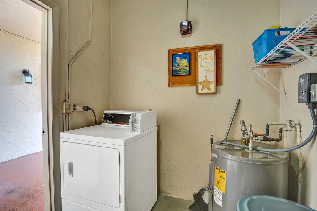 For Sale: $134,000 (2 beds, 2 baths, 1048 Square Feet)