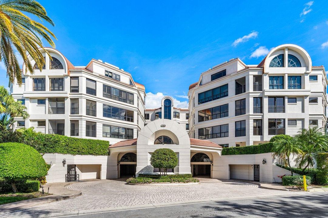 На продажу: $5,999,000 (4 спален, 4 ванн, 6629 Квадратных фут)