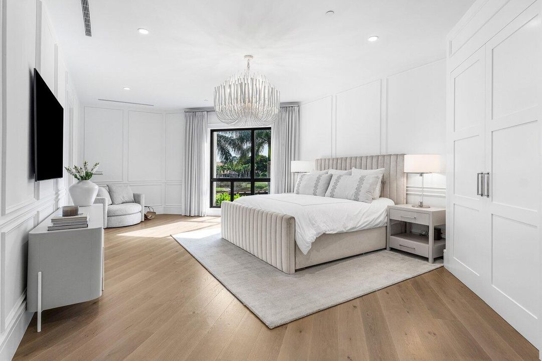 На продажу: $5,999,000 (4 спален, 4 ванн, 6629 Квадратных фут)