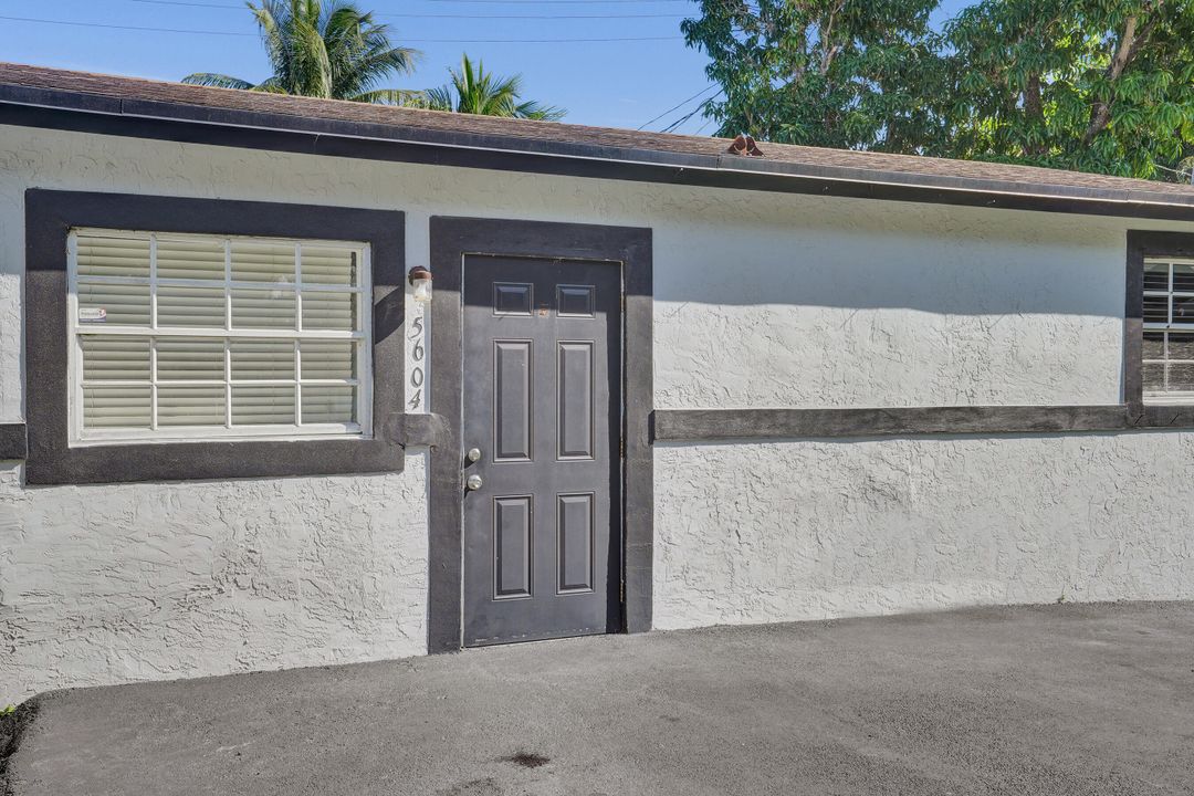 For Sale: $445,000 (0 beds, 0 baths, 884 Square Feet)