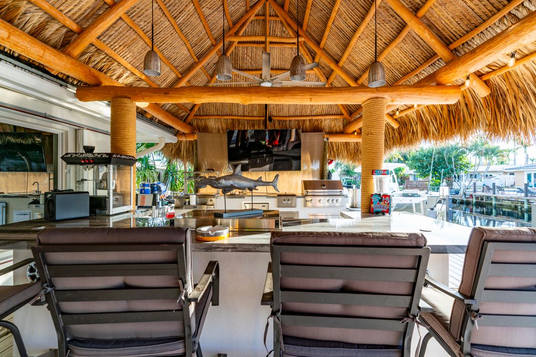 На продажу: $2,200,000 (4 спален, 3 ванн, 2557 Квадратных фут)