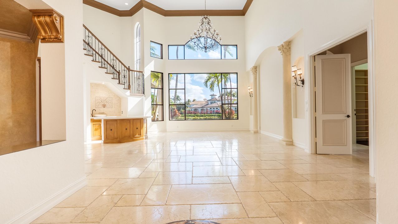 For Sale: $2,899,900 (5 beds, 5 baths, 5480 Square Feet)