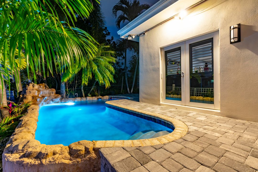 На продажу: $2,200,000 (4 спален, 3 ванн, 2557 Квадратных фут)