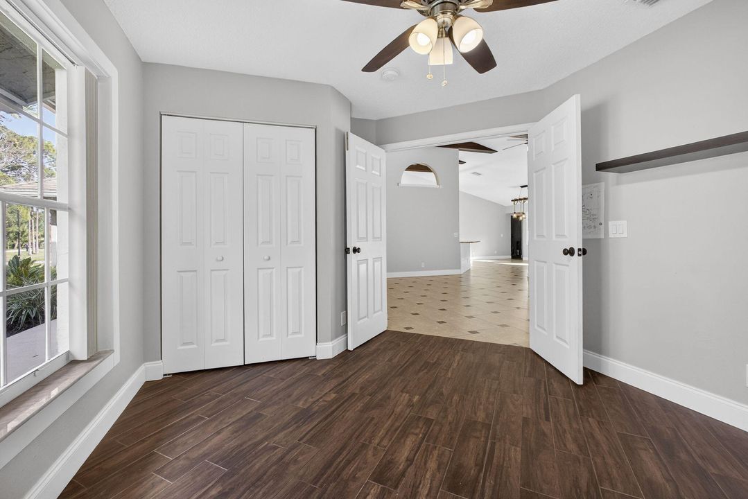 En Renta: $5,100 (5 camas, 3 baños, 2718 Pies cuadrados)