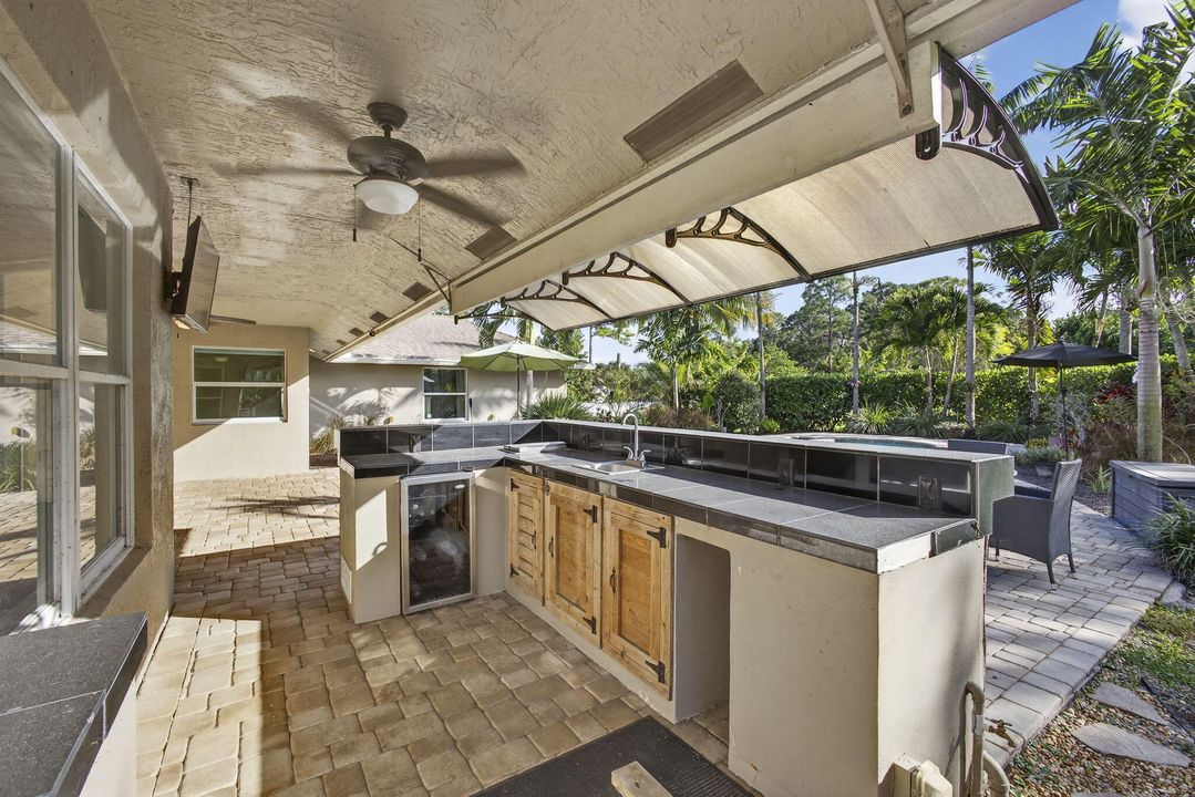 En Renta: $5,100 (5 camas, 3 baños, 2718 Pies cuadrados)