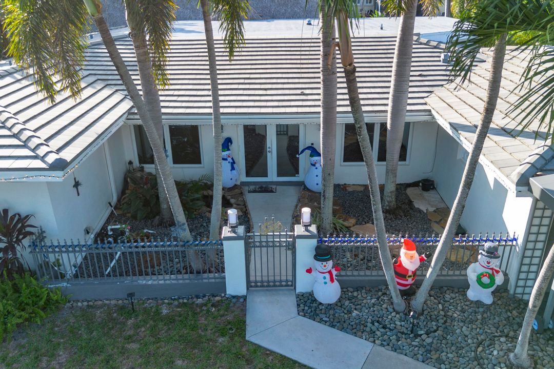 На продажу: $2,200,000 (4 спален, 3 ванн, 2557 Квадратных фут)