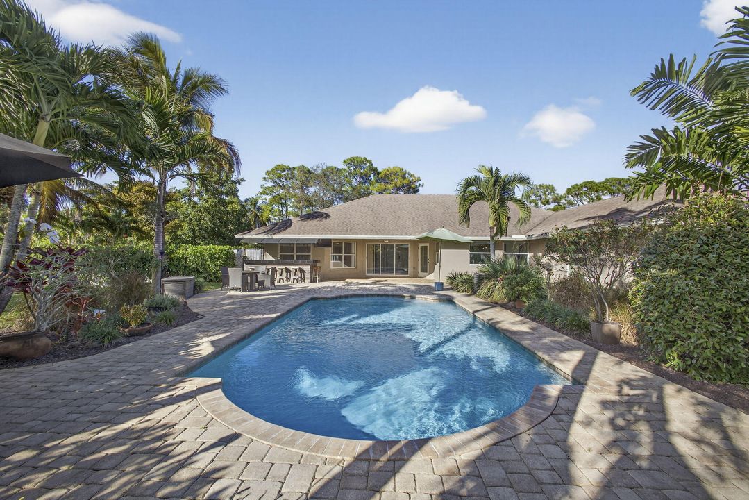 En Renta: $5,100 (5 camas, 3 baños, 2718 Pies cuadrados)