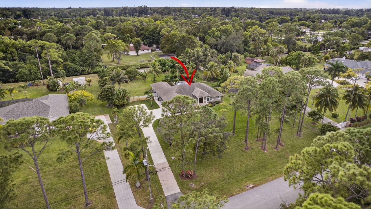 En Renta: $5,100 (5 camas, 3 baños, 2718 Pies cuadrados)