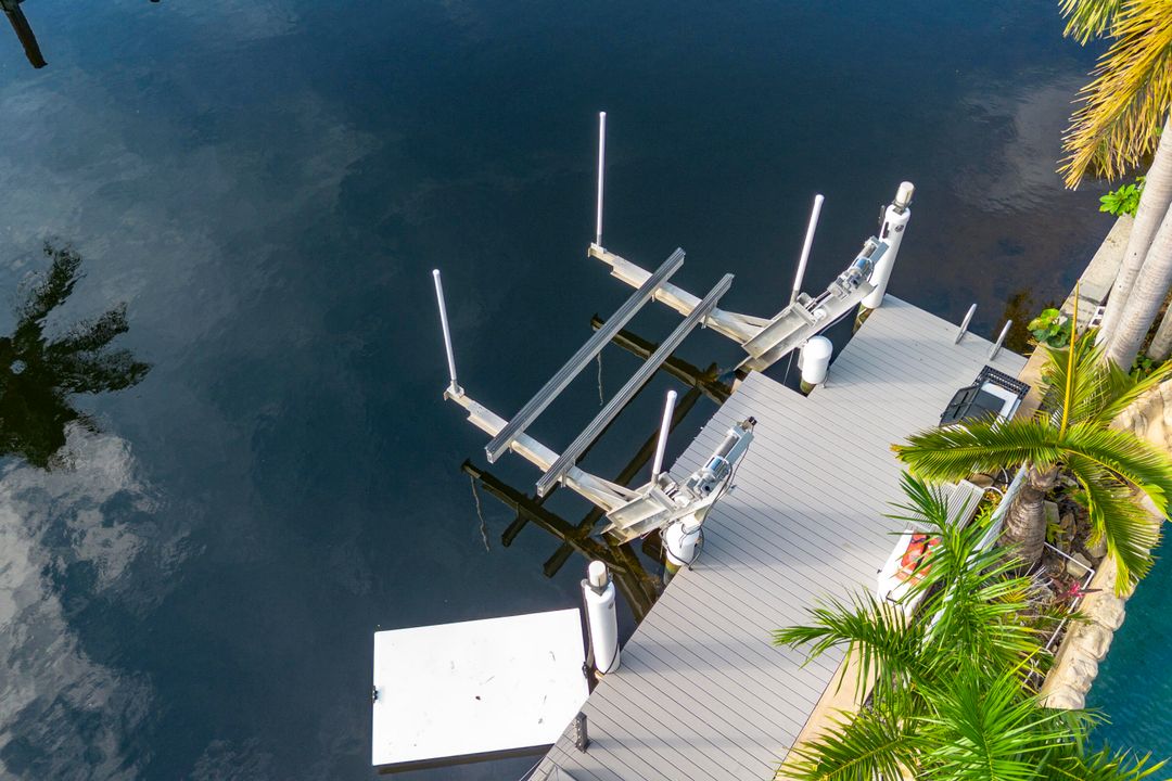 На продажу: $2,200,000 (4 спален, 3 ванн, 2557 Квадратных фут)