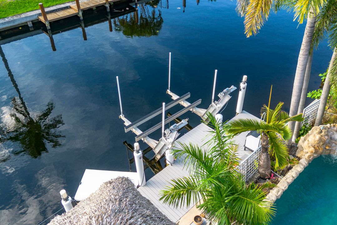 На продажу: $2,200,000 (4 спален, 3 ванн, 2557 Квадратных фут)