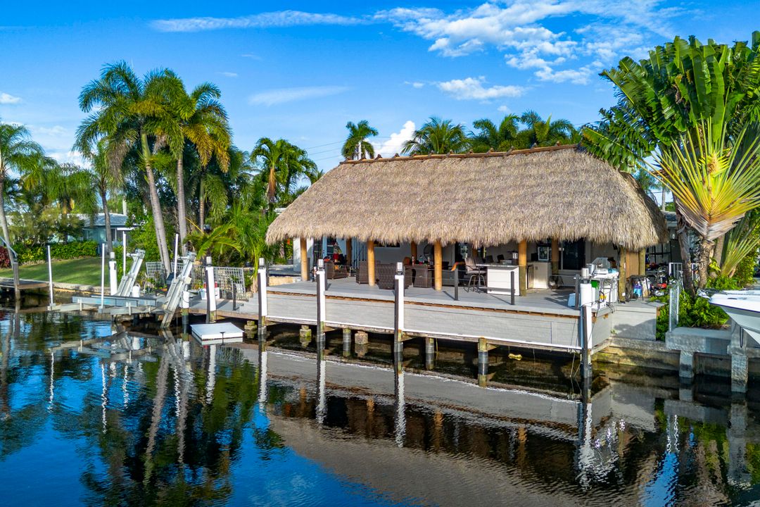 На продажу: $2,200,000 (4 спален, 3 ванн, 2557 Квадратных фут)