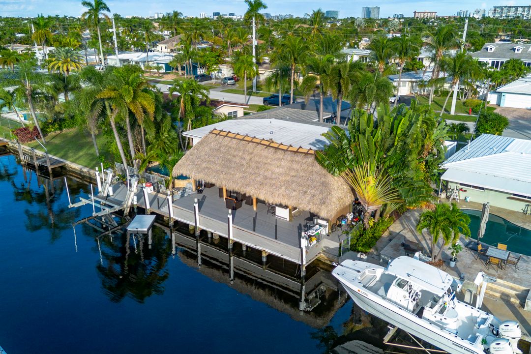 На продажу: $2,200,000 (4 спален, 3 ванн, 2557 Квадратных фут)