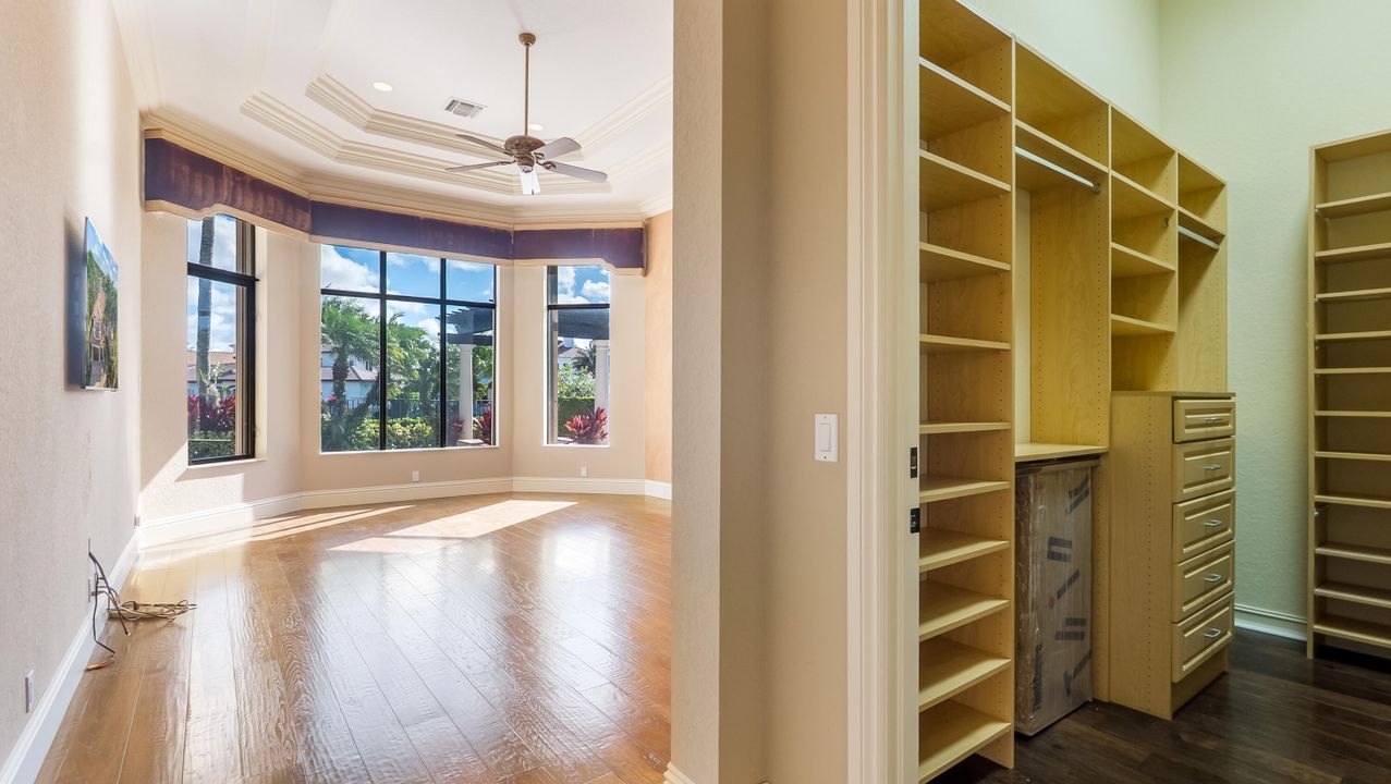 For Sale: $2,899,900 (5 beds, 5 baths, 5480 Square Feet)