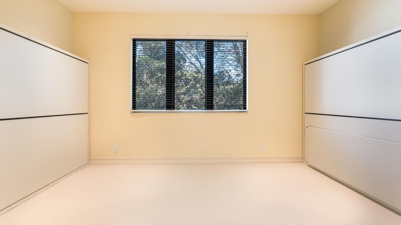 For Sale: $2,899,900 (5 beds, 5 baths, 5480 Square Feet)