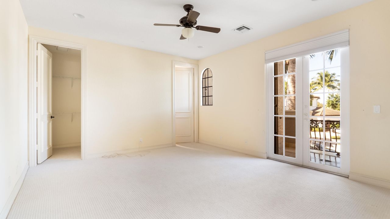 For Sale: $2,899,900 (5 beds, 5 baths, 5480 Square Feet)