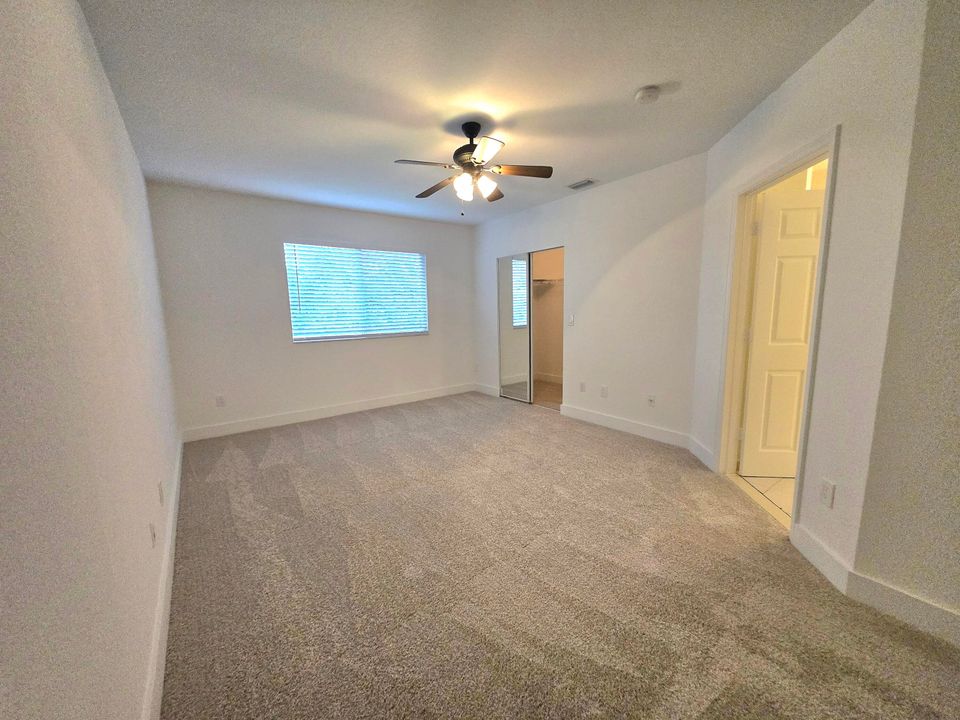 For Rent: $2,350 (3 beds, 2 baths, 1556 Square Feet)