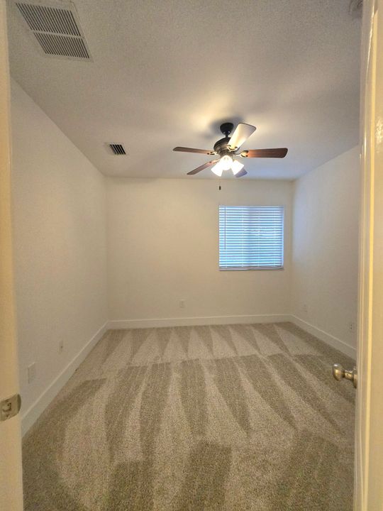 For Rent: $2,350 (3 beds, 2 baths, 1556 Square Feet)