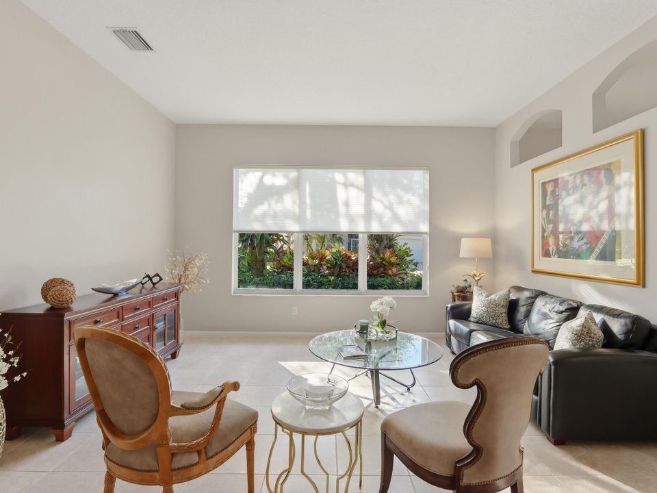 En Venta: $509,000 (3 camas, 2 baños, 2081 Pies cuadrados)