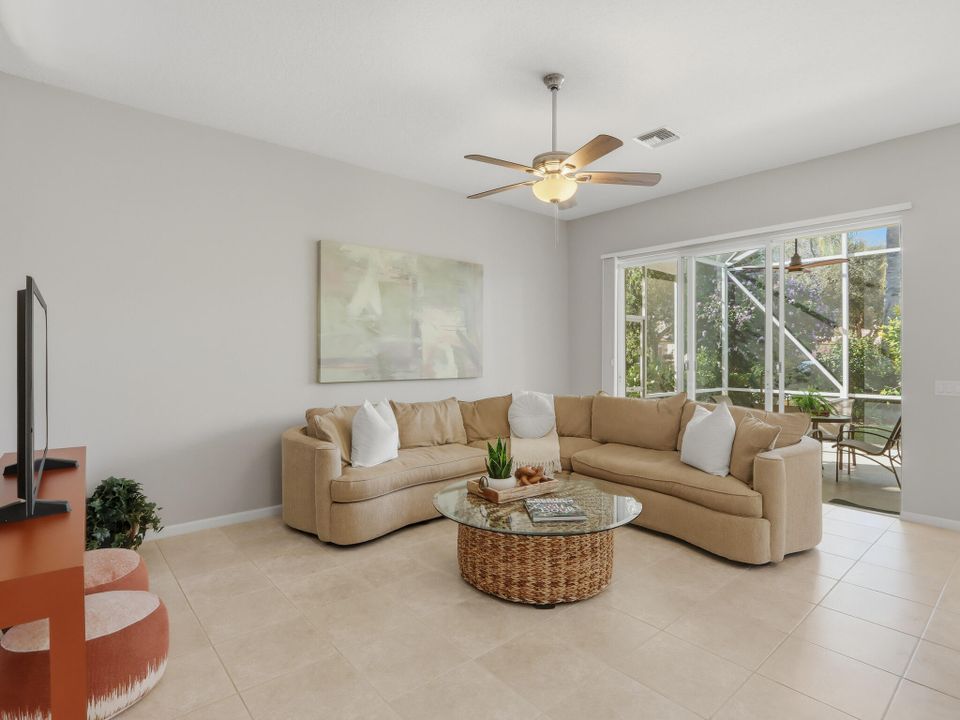 En Venta: $509,000 (3 camas, 2 baños, 2081 Pies cuadrados)