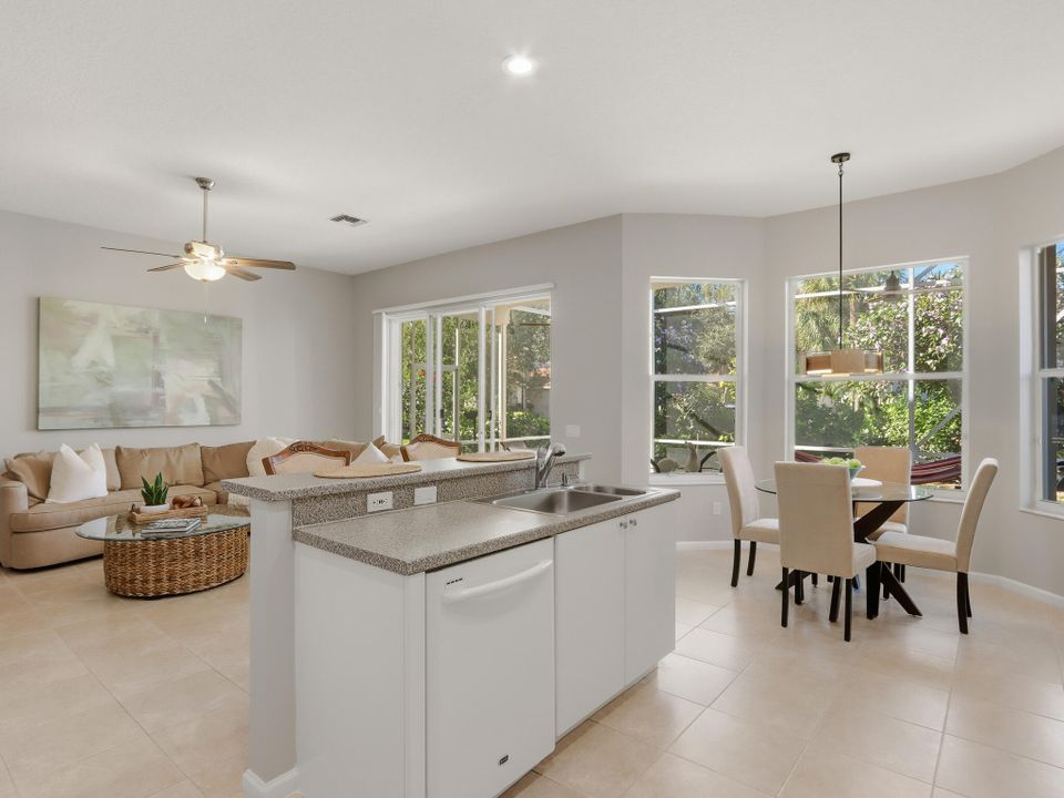 En Venta: $509,000 (3 camas, 2 baños, 2081 Pies cuadrados)