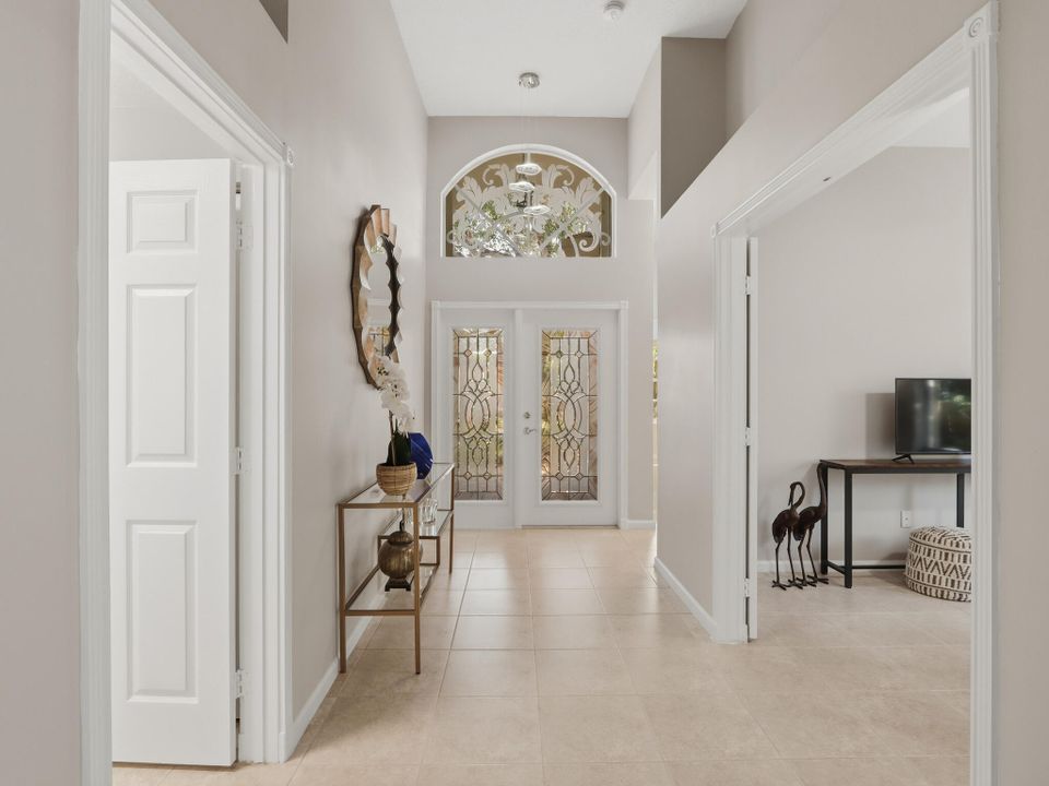 En Venta: $509,000 (3 camas, 2 baños, 2081 Pies cuadrados)