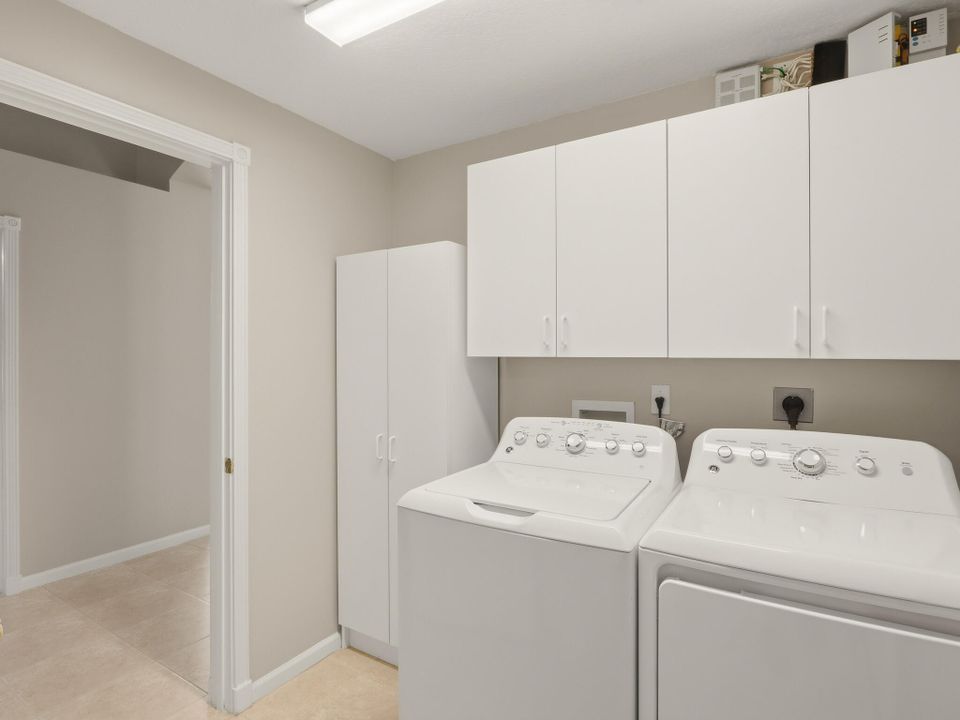 En Venta: $509,000 (3 camas, 2 baños, 2081 Pies cuadrados)