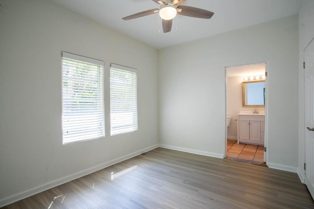 For Rent: $3,250 (3 beds, 2 baths, 1209 Square Feet)