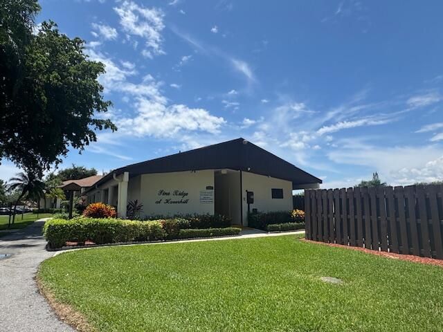 出租: $1,900 (2 贝兹, 2 浴室, 1115 平方英尺)