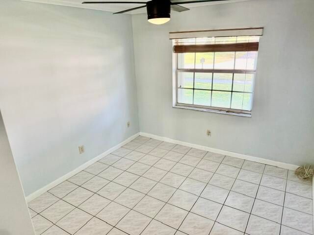 For Sale: $575,000 (5 beds, 4 baths, 2189 Square Feet)