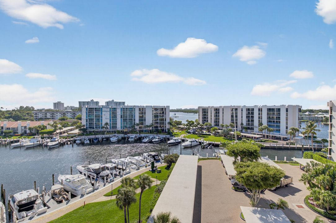 待售: $479,000 (2 贝兹, 2 浴室, 1020 平方英尺)