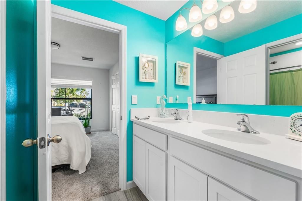 En Venta: $549,999 (4 camas, 3 baños, 2856 Pies cuadrados)