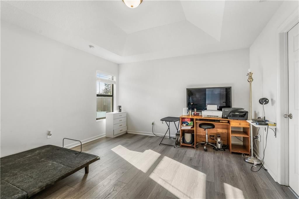 En Venta: $549,999 (4 camas, 3 baños, 2856 Pies cuadrados)