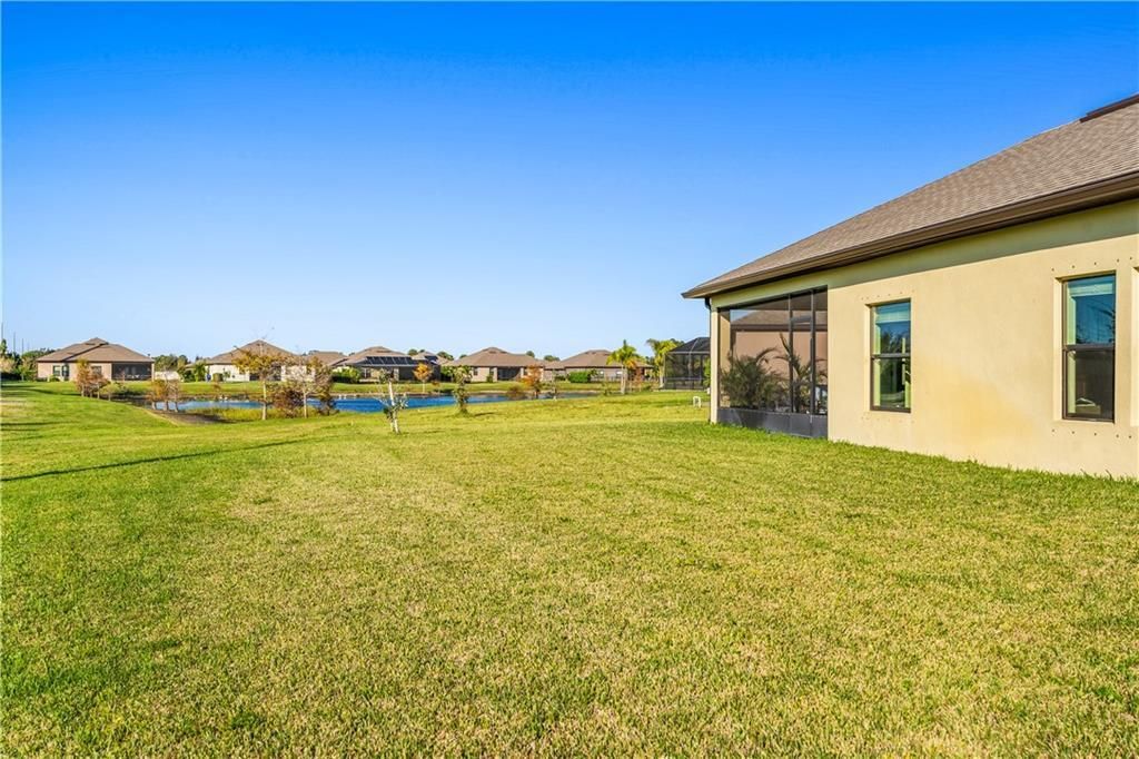 En Venta: $549,999 (4 camas, 3 baños, 2856 Pies cuadrados)