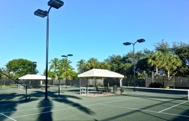 En Venta: $509,000 (3 camas, 2 baños, 2081 Pies cuadrados)