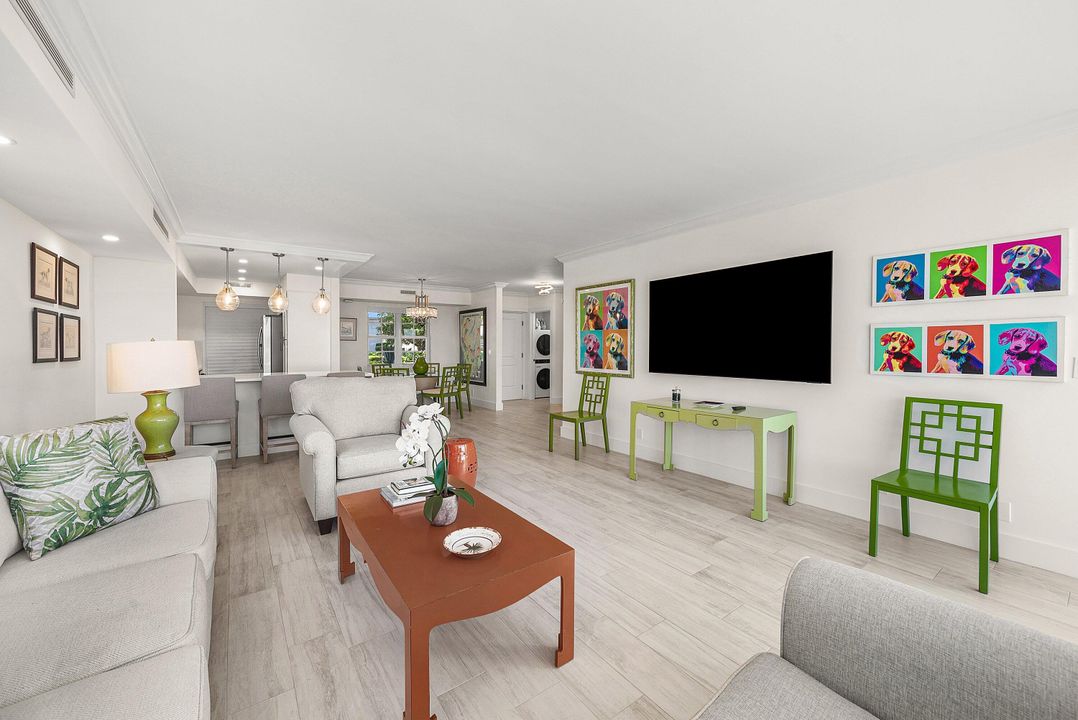 В аренду: $12,500 (2 спален, 2 ванн, 1168 Квадратных фут)