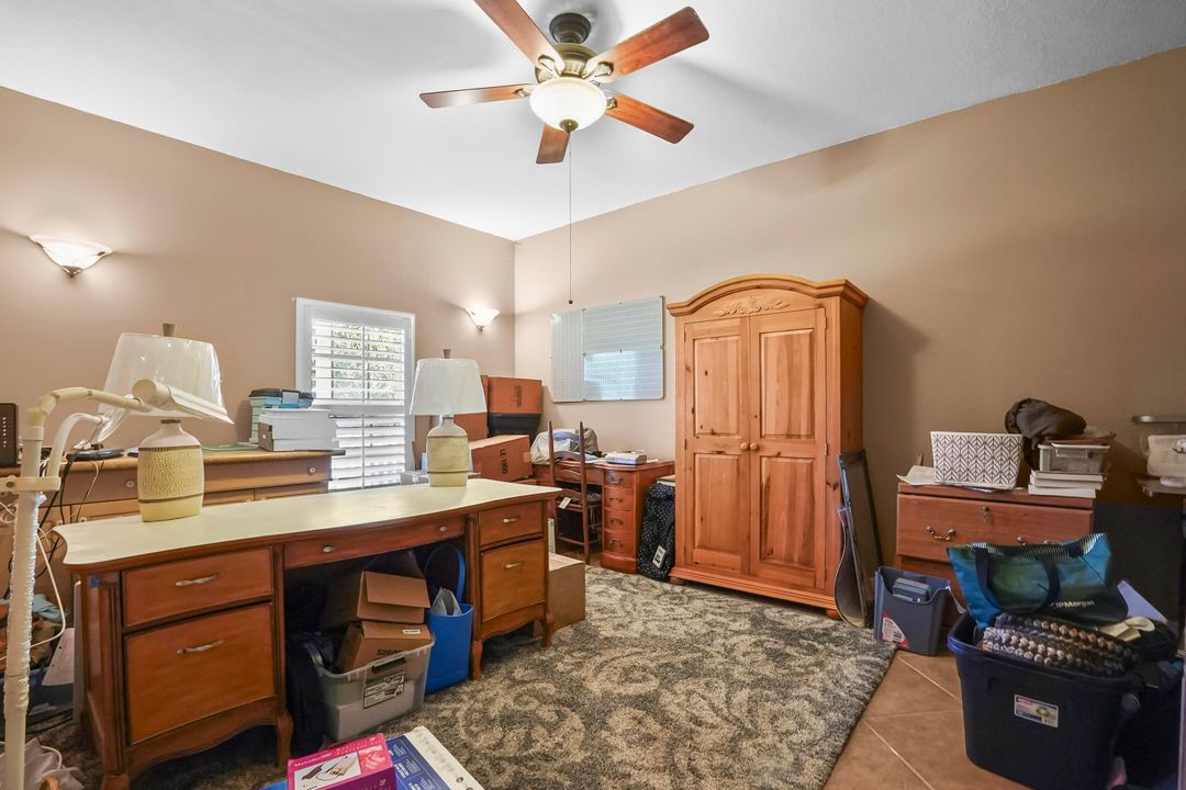 待售: $825,000 (6 贝兹, 3 浴室, 3515 平方英尺)