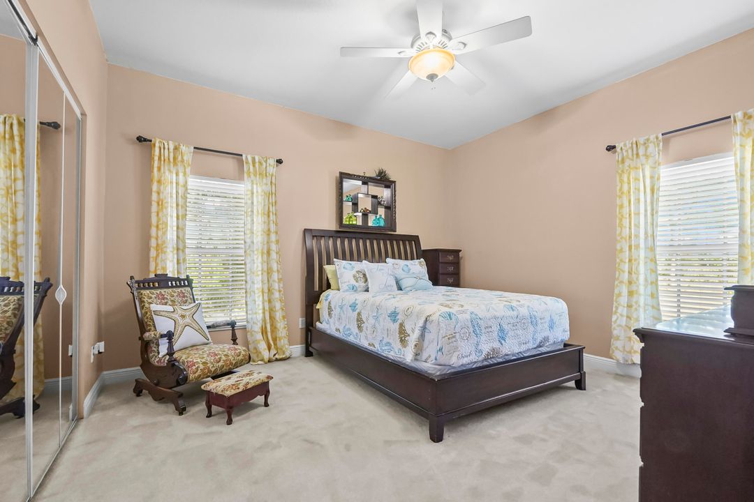 待售: $825,000 (6 贝兹, 3 浴室, 3515 平方英尺)