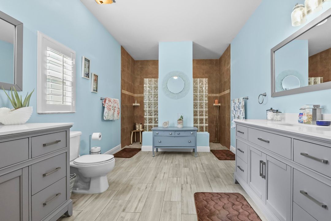 待售: $825,000 (6 贝兹, 3 浴室, 3515 平方英尺)