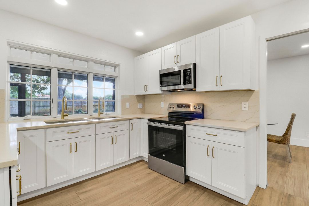 En Renta: $4,500 (4 camas, 3 baños, 1793 Pies cuadrados)