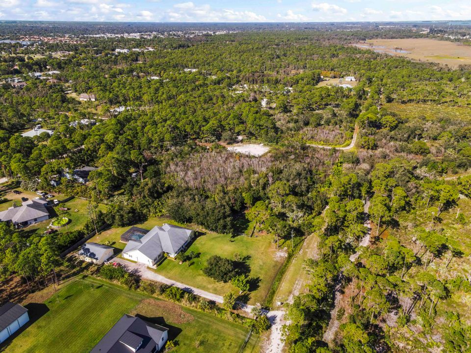 待售: $825,000 (6 贝兹, 3 浴室, 3515 平方英尺)