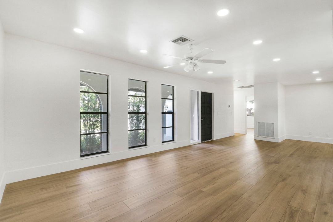 En Renta: $4,500 (4 camas, 3 baños, 1793 Pies cuadrados)