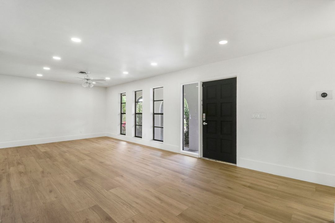 En Renta: $4,500 (4 camas, 3 baños, 1793 Pies cuadrados)