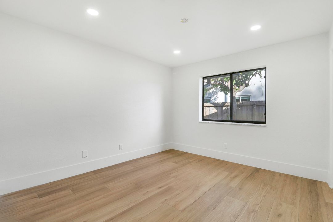 En Renta: $4,500 (4 camas, 3 baños, 1793 Pies cuadrados)