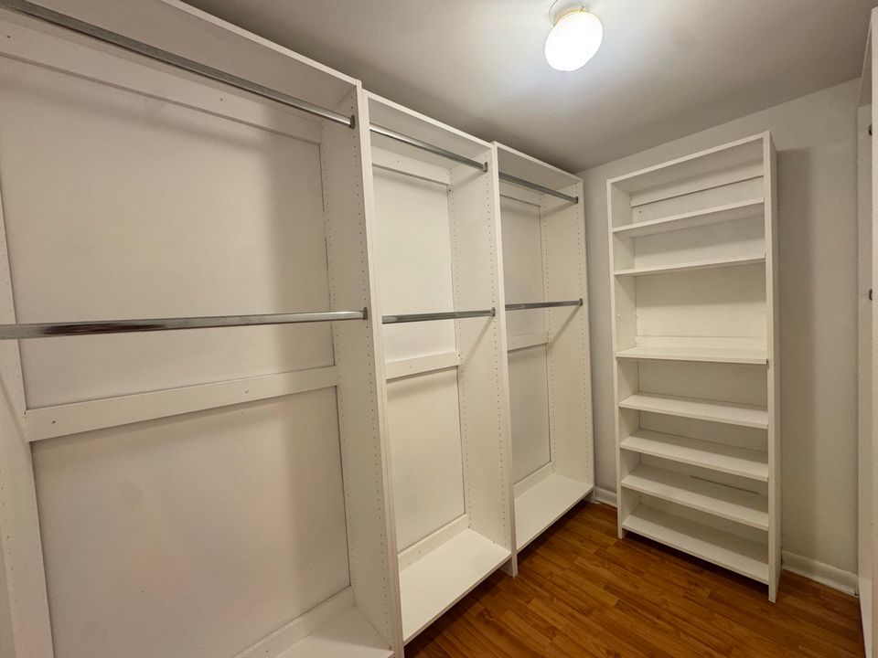 For Rent: $2,250 (2 beds, 2 baths, 1120 Square Feet)